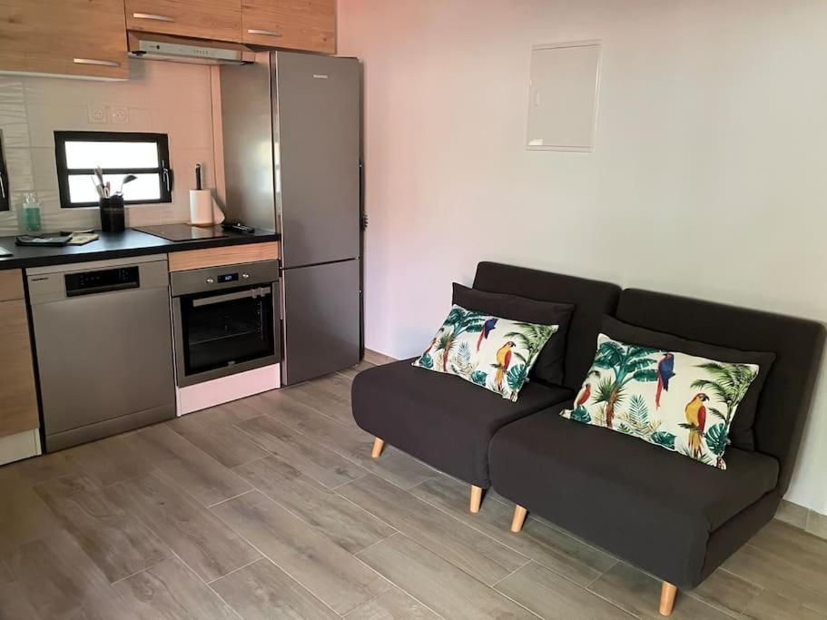 Kazacoco Bungalow A 5 Min A Pieds Du Lagon La Saline Les Bains Eksteriør billede