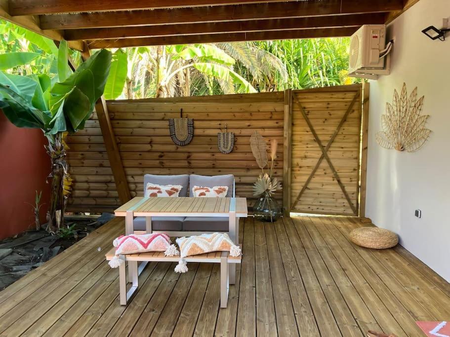 Kazacoco Bungalow A 5 Min A Pieds Du Lagon La Saline Les Bains Eksteriør billede
